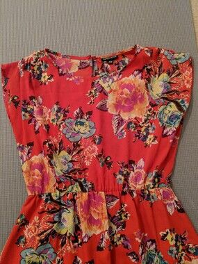 NWOT Papermoon Floral high low dress